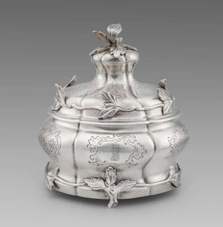 A Dutch 18th Century Tobacco Jar